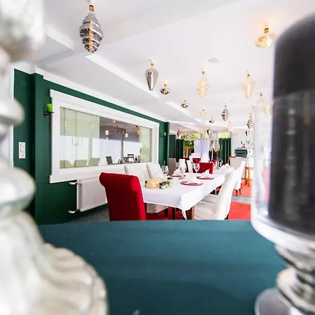 Hotel Berghotel Hois 3*